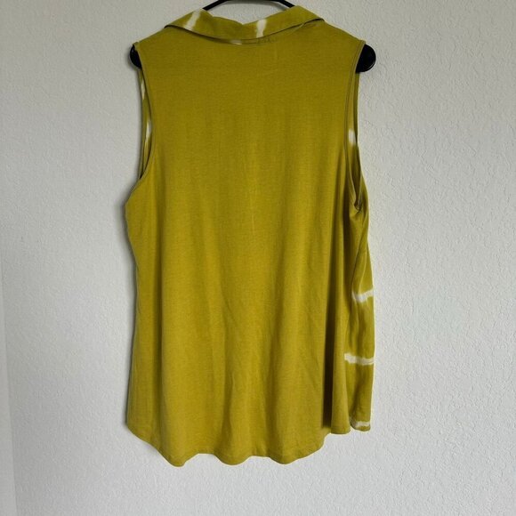 89Th & Maddison Sleeveless Button Up Stripped Top. Size 1X - Picture 2 of 6